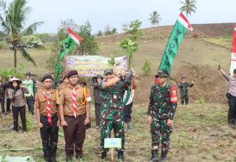 Kodim 0421/LS saat Gelar Karya Bakti TNI Penanaman Pohon 