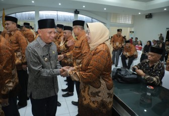 Bupati Asahan Lantik Pengurus PWRI Masa Bhakti 2023-2027
