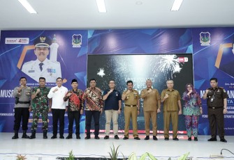 Pj. Wali Kota saat memberikan sambutan dalam acara Pembukaan Musrenbang (Musyawarah Perencanaan Pembangunan) RKPD (Rencana Kerja Pemerintah Daerah) tahun 2024, Selasa (07/03/2023) di gedung Balai Kartini Convention Center and Public Service, Jln. Gunung Leuser BP7.