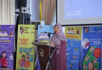  Ketua TP.PKK Nevi Safaruddin.