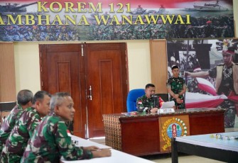 Kapoksahli Pangdam XII/TPR Mewakili Pangdam XII/TPR Buka Latihan Posko 1 Korem 121/ABW Tahun 2023