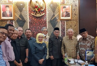 Foto Bersama usai mediasi