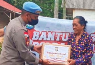 Polres Bintan Terus Berikan Bansos Kepada Masyarakat dan Lansia