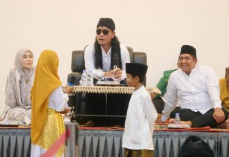 Gus Miftah Dalam Tabligh Akbar Sempena 75 Tahun Kabupaten Bintan, Kamis malam (30/11) di Gedung Convention Hall Bhadra.