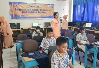 Siswa SD Angkasa Lanud Muljono 