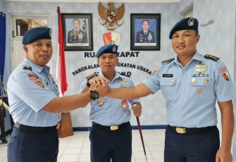 Danlanud Muljono Kolonel Pnb Sugeng Budiono foto bersama usai sertijab Kadisops Lanud Muljono 