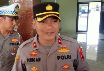 Wakapolres Karanganyar, Kompol Purbo Adjar Waskito, saat memberikan keterangan kepada wartawan di Mapolres setempat, Sabtu (25/2/2023).