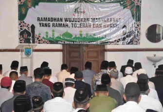 Sholat Tarawih Bersama Forkopimda Kota Salatiga