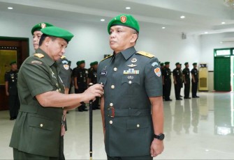 Gubernur Akmil Mayjen TNI Legowo W.R Jatmiko saat sertijab Dirum