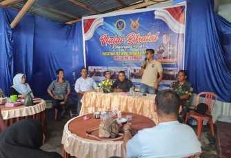 Kadispotdirga Lanud Sut Mayor Tek Wahyudi Krisdyanto saat memberikan sambutan di acara halalbihalal PPPAU Sumbar, Minggu (7/5)