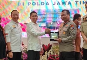 Kapolda Jatim Irjen Pol Toni Harmanto saat menerima kunjungan Komisi III DPR RI 