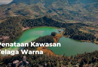Telaga warna di kawasan Dieng di Wonosobo Jawa Tengah 