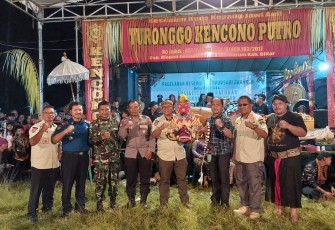 Acara Kesenian Jaranan Jadi Alat Sosialisasi Aturan Percukaian oleh Satpol PP Pemkab Blitar ke Warga Sidodadi Garum