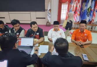 Ketua PKS Jatim Minta Bacaleg Terus Melayani Rakyat 