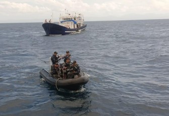 SAR dan Evakuasi KM Sahabat di perairan Halmahera Selatan, Rabu (9/8)