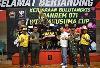 Kodim 0710/Pekalongan raih Juara 1 turnamen bulutangkis piala Danrem 071/Wijayakusuma Cup 2023, Selasa (15/8) 