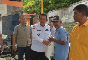 Penyerahan Bantuan 