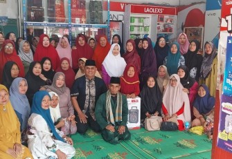 Kegiatan Keagamaan di Sekretariat DPC Partai Amanat Nasional Kec. Namorambe, Jum'at (24/11)