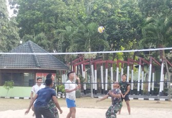 Olahraga Voli Prajurit Menarmed 2 Kostrad, Kamis (14/9)