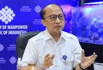 Sekjen Kemenaker RI Anwar Sanusi