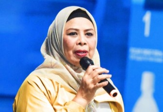 Ketua TP PKK Provinsi Kepri Dewi Kumalasari Ansar 