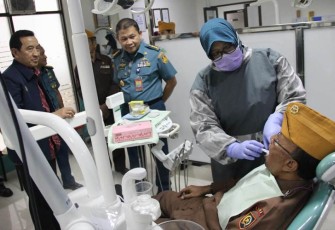 Bhakti Sosial Pembuatan Gigi Tiruan massal secara gratis bagi Veteran RI di Jakarta 
