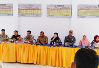 Bhabinkamtibmas Polsek Lebong Selatan Hadiri Penetapan  KPM BLT-DD 2023 Desa Bungin