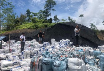 Penambang Batubara Tanpa Izin Bersama Alat Berat Diamankan Polda BengkuluPenambang Batubara Tanpa Izin Bersama Alat Berat Diamankan Polda Bengkulu