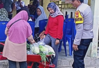 Sambang Desa, Bhabinkamtibmas Polsek Kota Manna Imbau Harkamtibmas