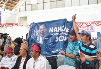 Simpatisan Menko Polhukam Mahfud MD saat menghadiri Musyawarah Rakyat (Musra) Bengkulu ke-26 di Universitas Prof. Dr. Hazairin