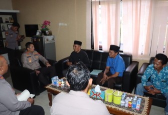 Kapolres Seluma Terima Curhatan dari Warga Desa Rawa Indah