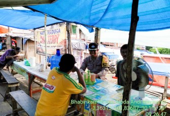 Dukung Masyarakat Untuk Bijak Gunakan Media Sosial, Bhabinkamtibmas Polsek Ketahun Sampaikan Imbauan Positif