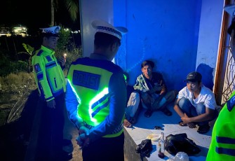 Patroli, Polisi Temukan Remaja Minum Tuak, Anggur Merah dan Ngelem Aibon
