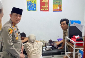 Ke Puskesmas, Kapolres Lebong Jenguk Korban Penusukan