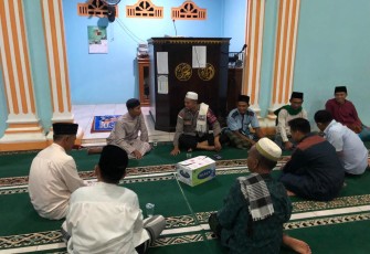 Dai Polri Bengkulu Berikan Kultum di Masjid Sulaiman Hok Desa Pagar Dewa 