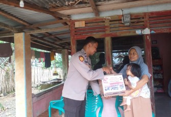 Serentak, Polres Seluma dan Jajaran Salurkan Bantuan Kemanusiaan Untuk Negeri