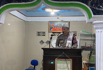 Safari Ramadan,  Dai Polri Berikan Ceramah Kamtibmas di Masjid Mustaqim 