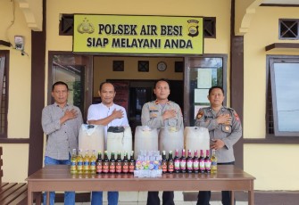 Ops Pekat, Polsek Air Besi Amankan Minuman Keras