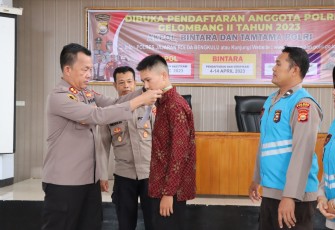 Prinsip BETAH, Kapolres Lebong Cek Langsung Proses Pendaftaran Calon Anggota Polri