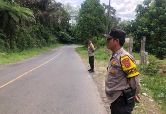 Memperkecil Gangguan Kamtibmas, Polsek Sindang Kelingi Patroli Rutin 