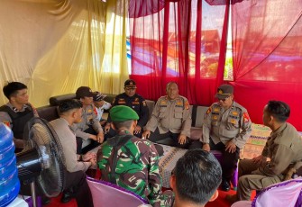  PLH dan WakaPolsek Ketahun Berikan Arahan Kepada Personel 