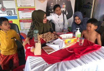  Pengamanan Prima, Pospam Pantai Zakat Pertemukan Orang Tua dan Anak yang Sempat Hilang