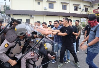 Kabag Ops Polrestabes Medan Pimpin Latihan Sispamkota Ops Mantap Brata Toba 2023-2024