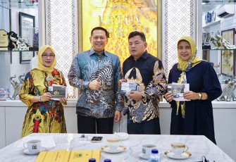 Bamsoet menerima Ketua DPD Partai Golkar Kabupaten Purbalingga, Kabupaten Banjarnegara, dan Kabupaten Kebumen, di Jakarta, Kamis (2/11/23).