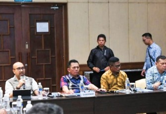 Rapat antara Pemprov Kepri, Manajemen Bintan Resort Cakrawala (BRC), dan unsur CIQP (Customs, Immigration, Quarantine, and Port Authorities) di Nirwana Gardens, Lagoi, Sabtu (16/09). 