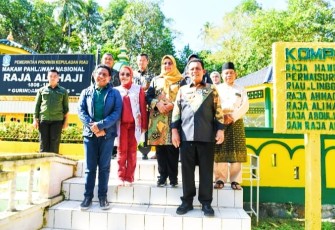 Mendes PDTT Abdul Halim saat Kunjungi Wisata Religi ke Pulau Penyengat 