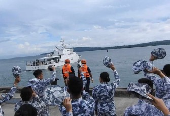 KN Gajah Laut-404 Bakamla RI Tinggalkan Filipina