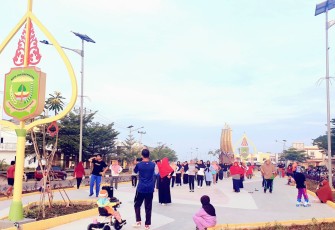 Pedestrian Jalan Bandara RHF Jadi Destinasi Wisata Baru