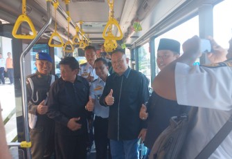 Komisi D saat Sidak ke Terminal Bunder , kecamatan Cerme, kabupaten Gresik pada Senin (3/4).