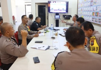 Jajaran Polres Tapanuli Selatan (Tapsel), mengikuti virtual zoom terkait kesiapan Ops Mantap Brata Toba 2023-2024 dari Mabes Polri